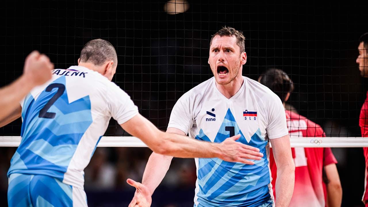 Slovenia upsets defending champ France, USA goes on top in Paris 2024 men